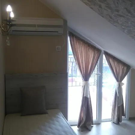 Guest house Adriya