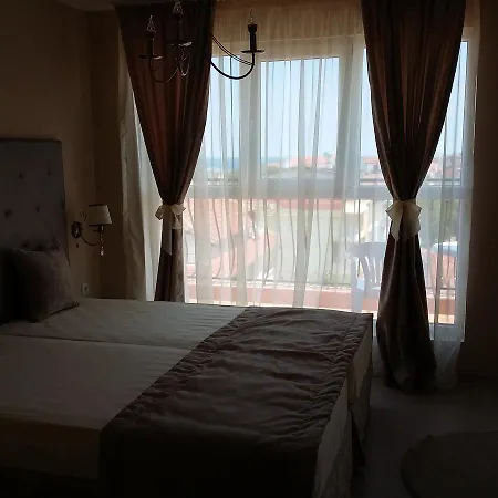 Adriya Guest house *