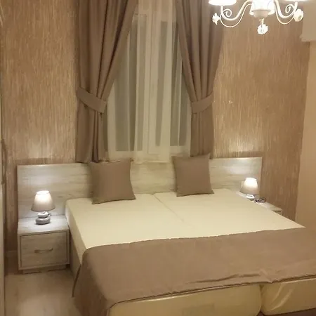 Adriya Guest house