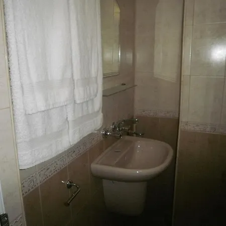 Adriya Vendégház Primorszko