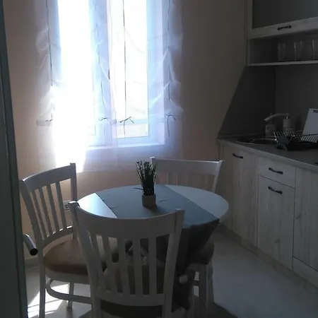 Adriya Vendégház 4*